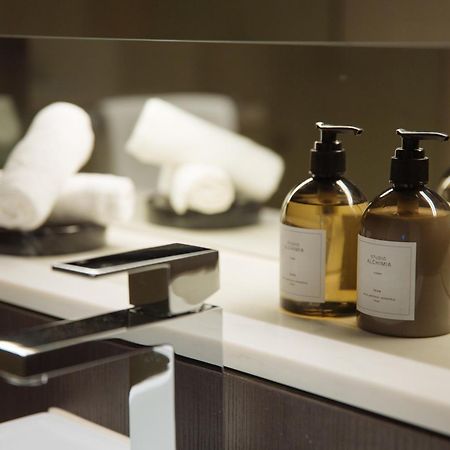 One Global Resorts Green Square Сидней Экстерьер фото Soap dispensers