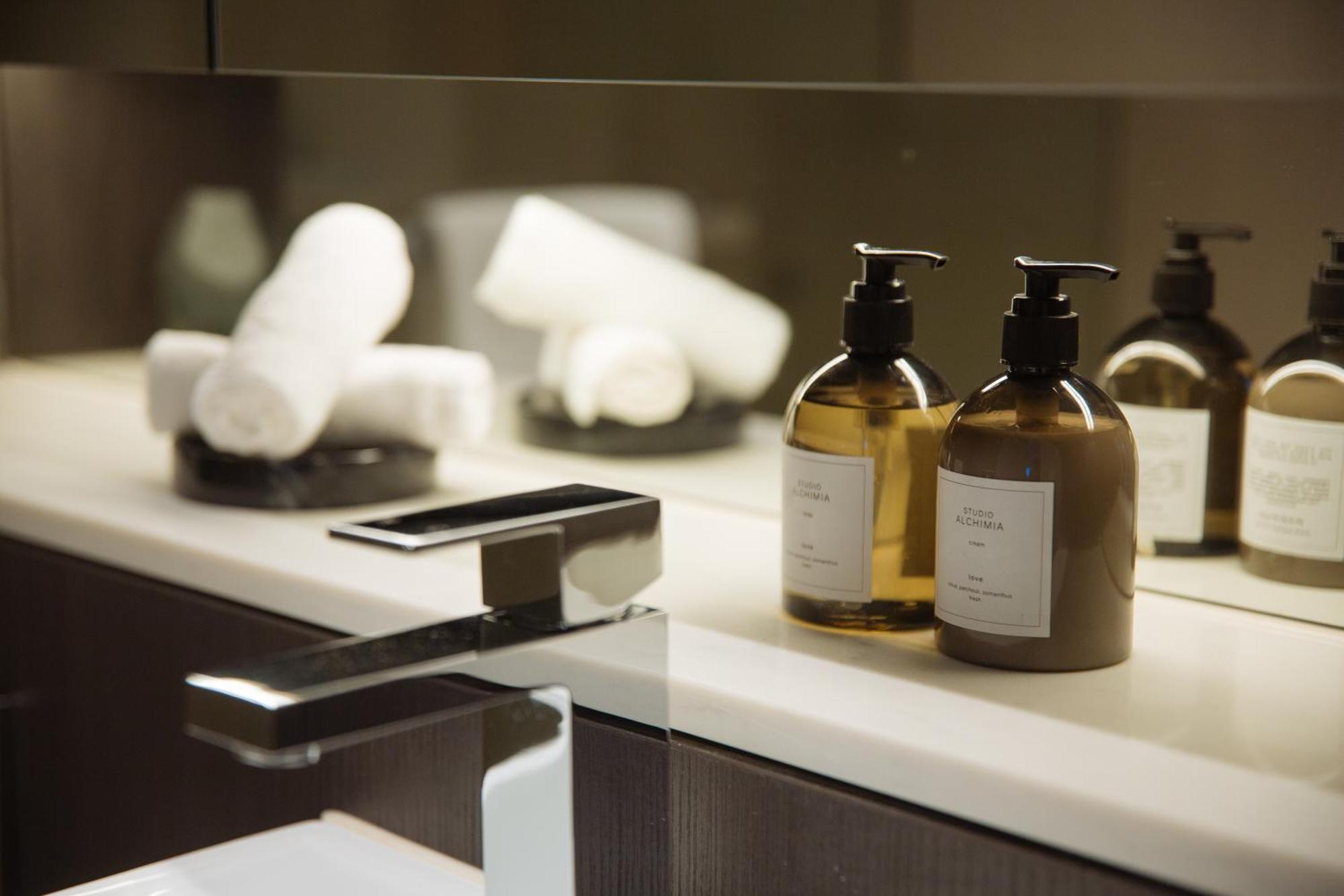 One Global Resorts Green Square Сидней Экстерьер фото Soap dispensers