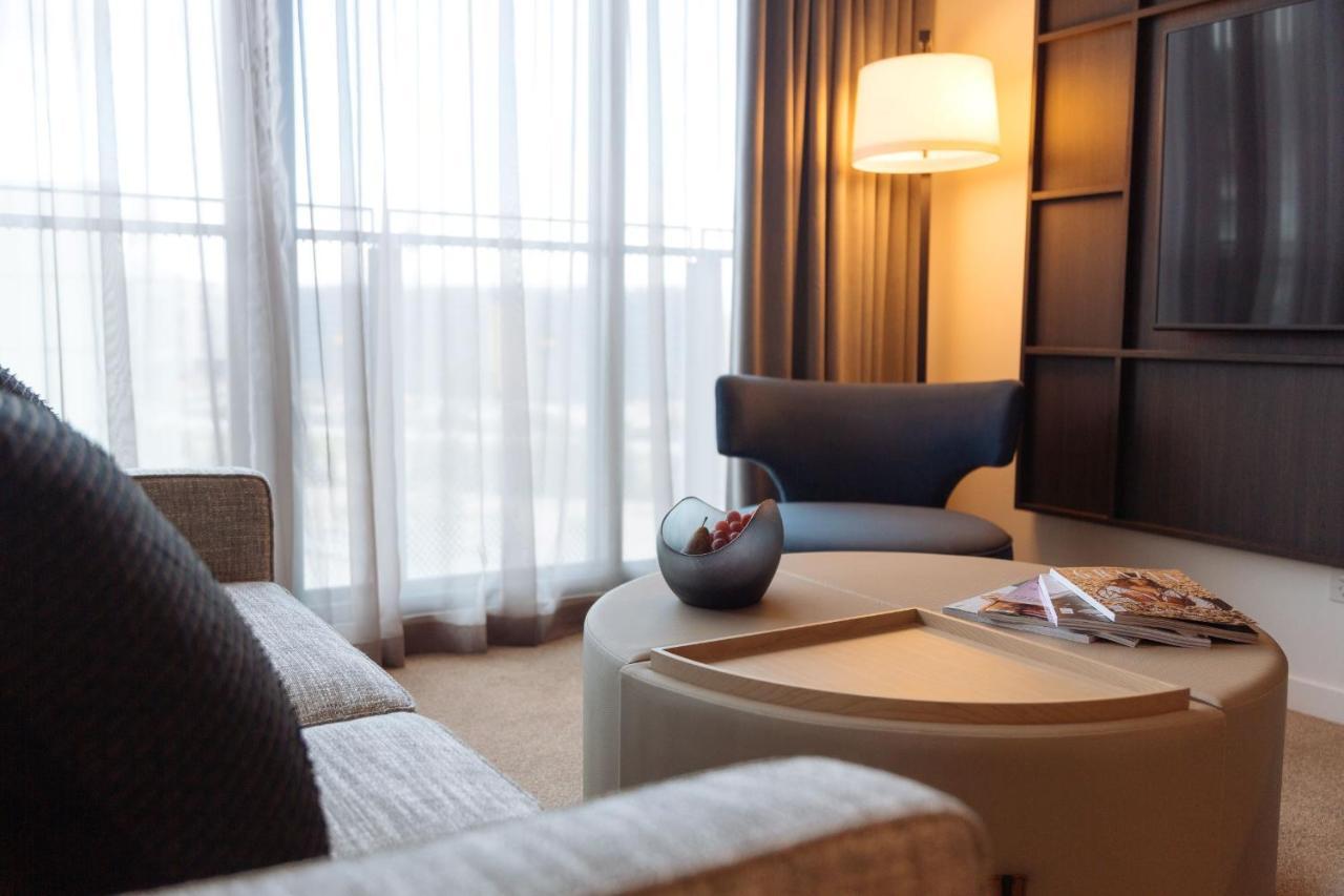 One Global Resorts Green Square Сидней Экстерьер фото A room at the hotel